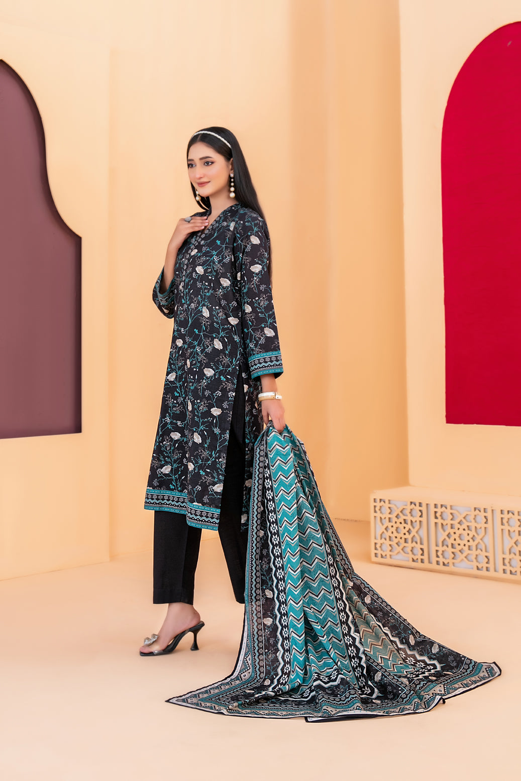 Roshni Premium Khaddar | Stitched 3-Piece Suit